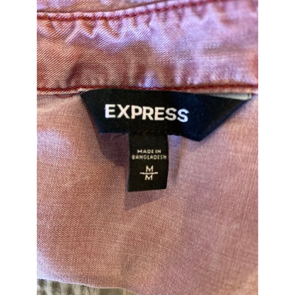 Express Blouse Button Down Snaps Size Medium Distressed Pink Collared Pockets - Picture 8 of 11